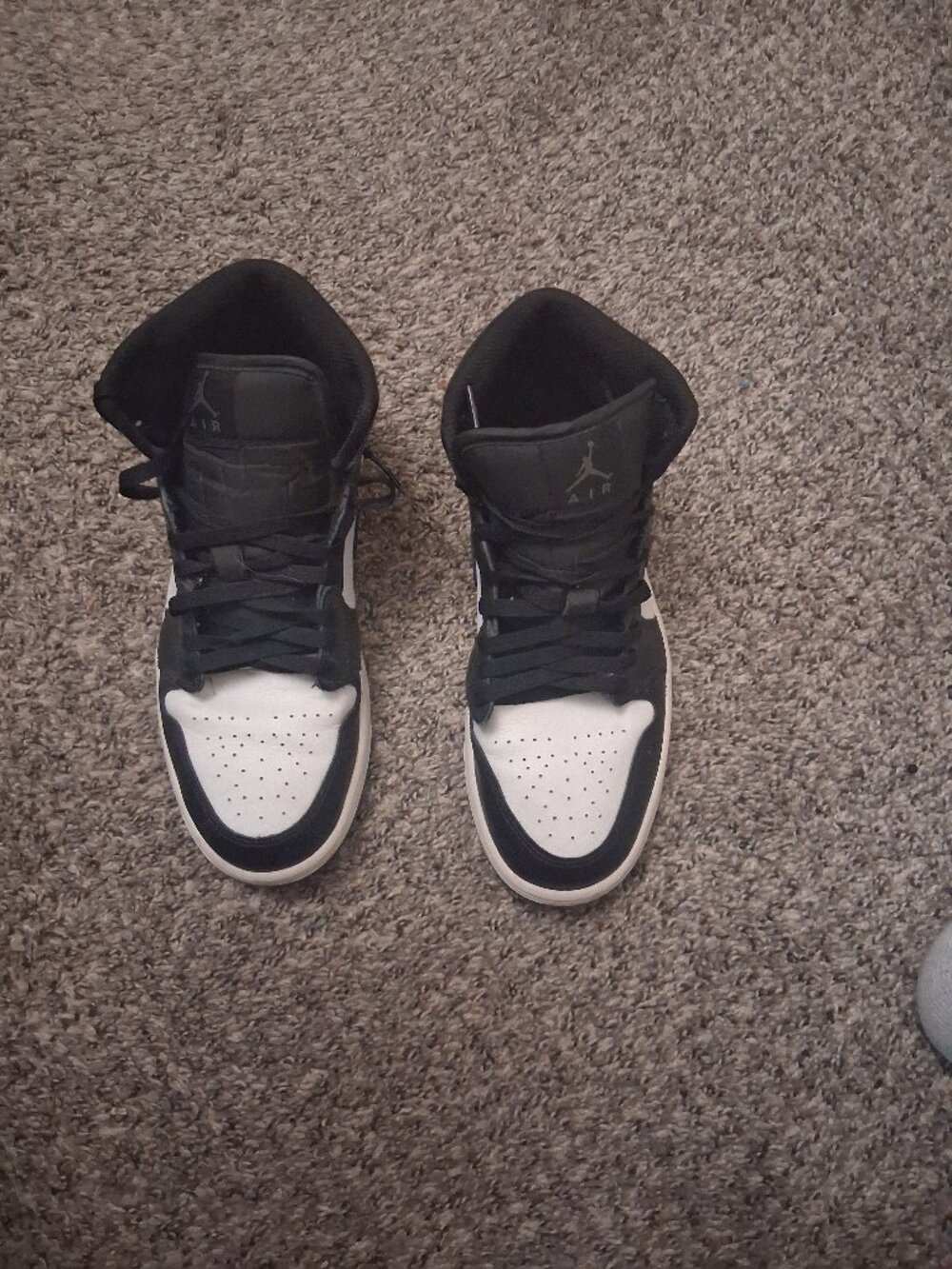 Jordan 1 Mid Black White Iron Grey Size Mens 10.5 - Picture 2 of 10